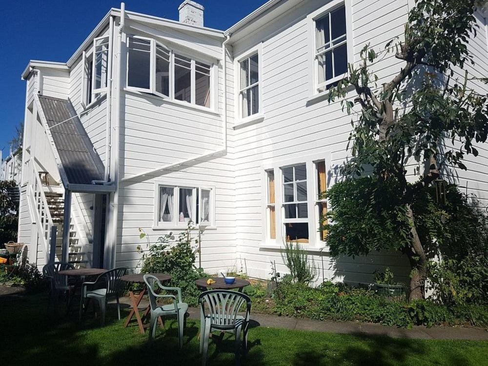 Хостел Honeysuckle House Нельсон Екстер'єр фото